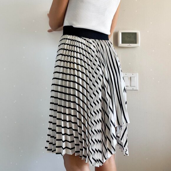 Philosophy | Black & white striped pleated asymmetrical satin midi skirt | S - Picture 2 of 6